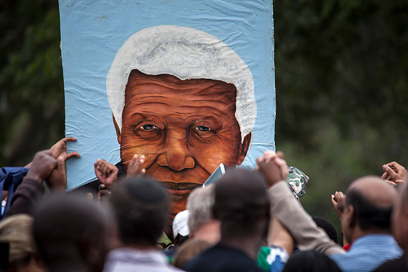 Outside Mandela's house on the morning of his death, Houghton, Johannesburg, 05.12.13