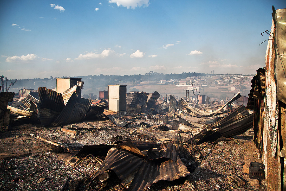 Wide spread shack fires, Kya Sands, Johannesburg, 11.11.15.