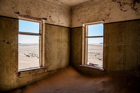 Kolmanskop House